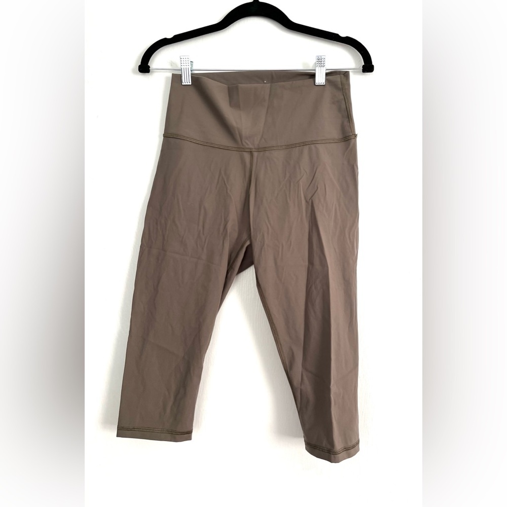 💥Moving sale💥 Everlane athletic capris